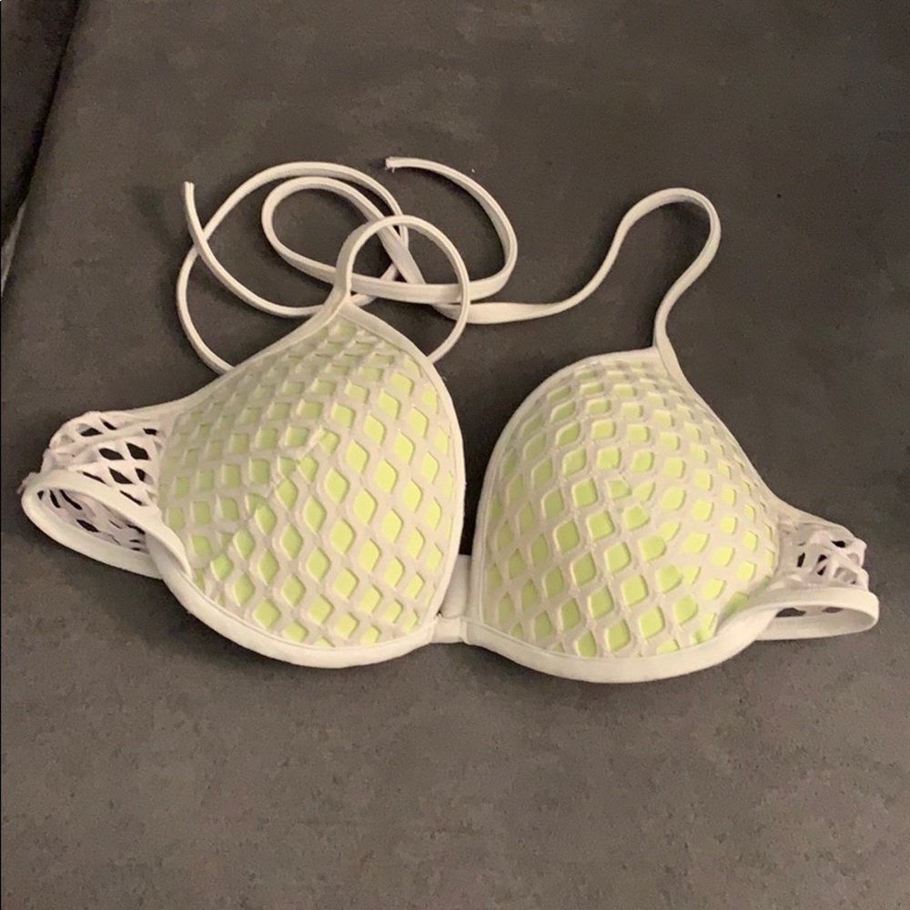 VS swim top push up